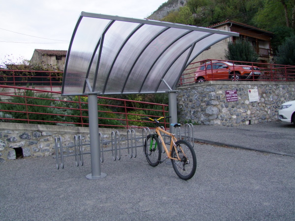 Abri vélos Toscane 