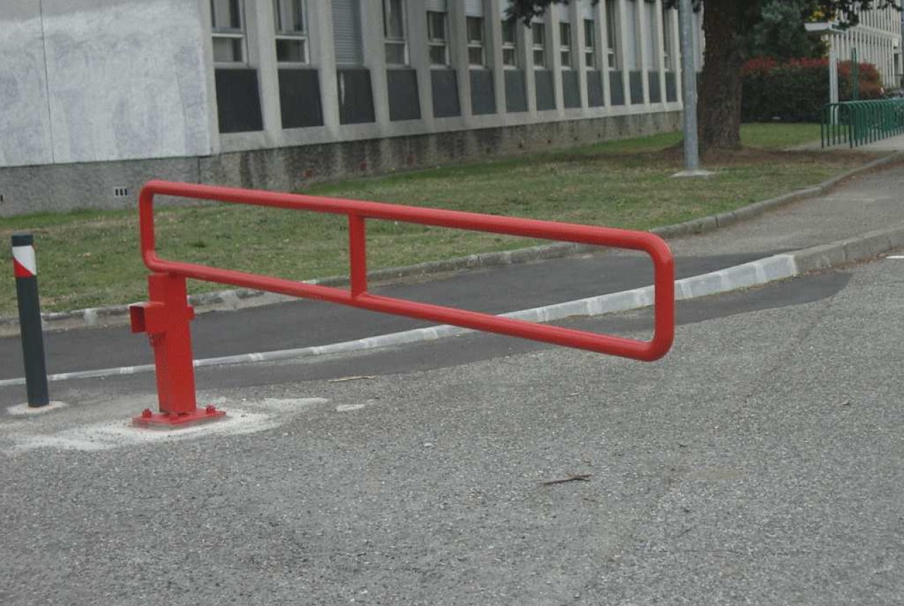 Barrière tournante St Hilaire sur site