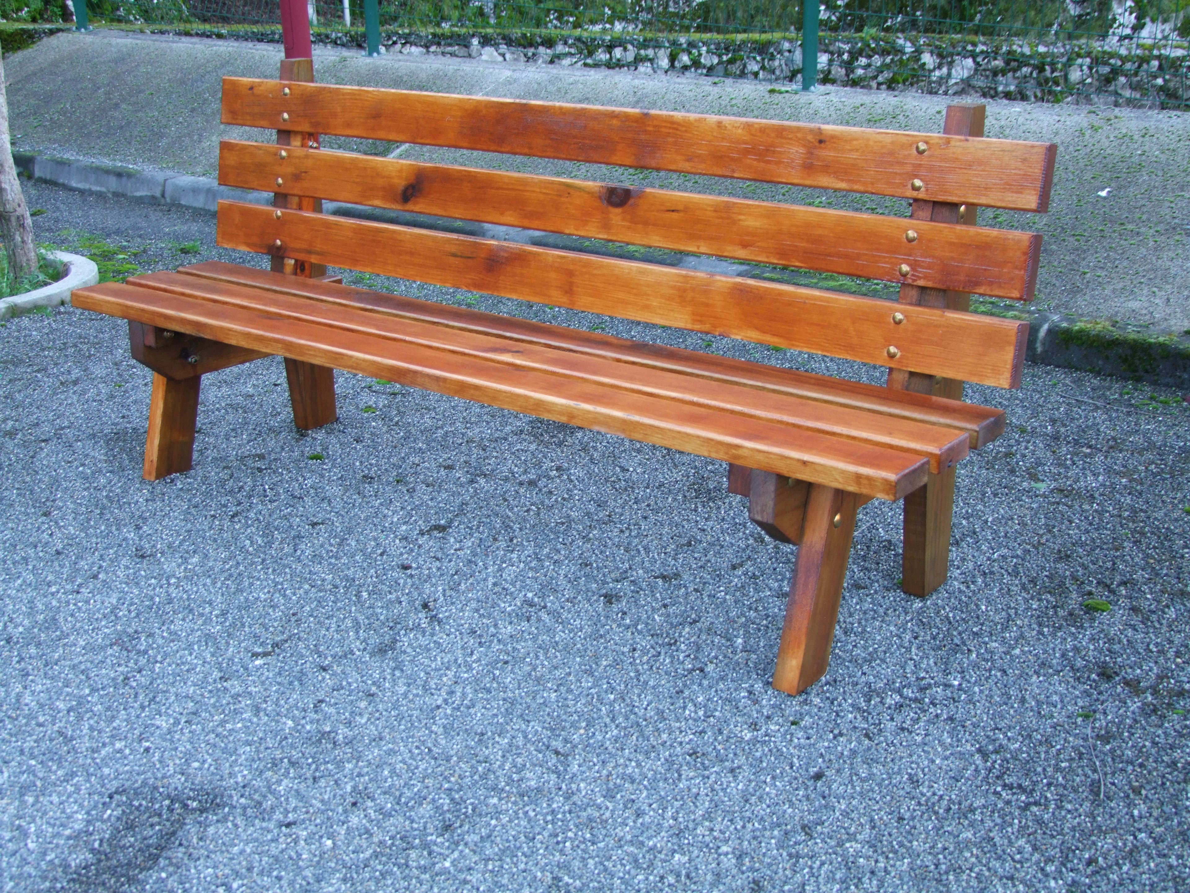 Bancs bois Zurich et Vérone