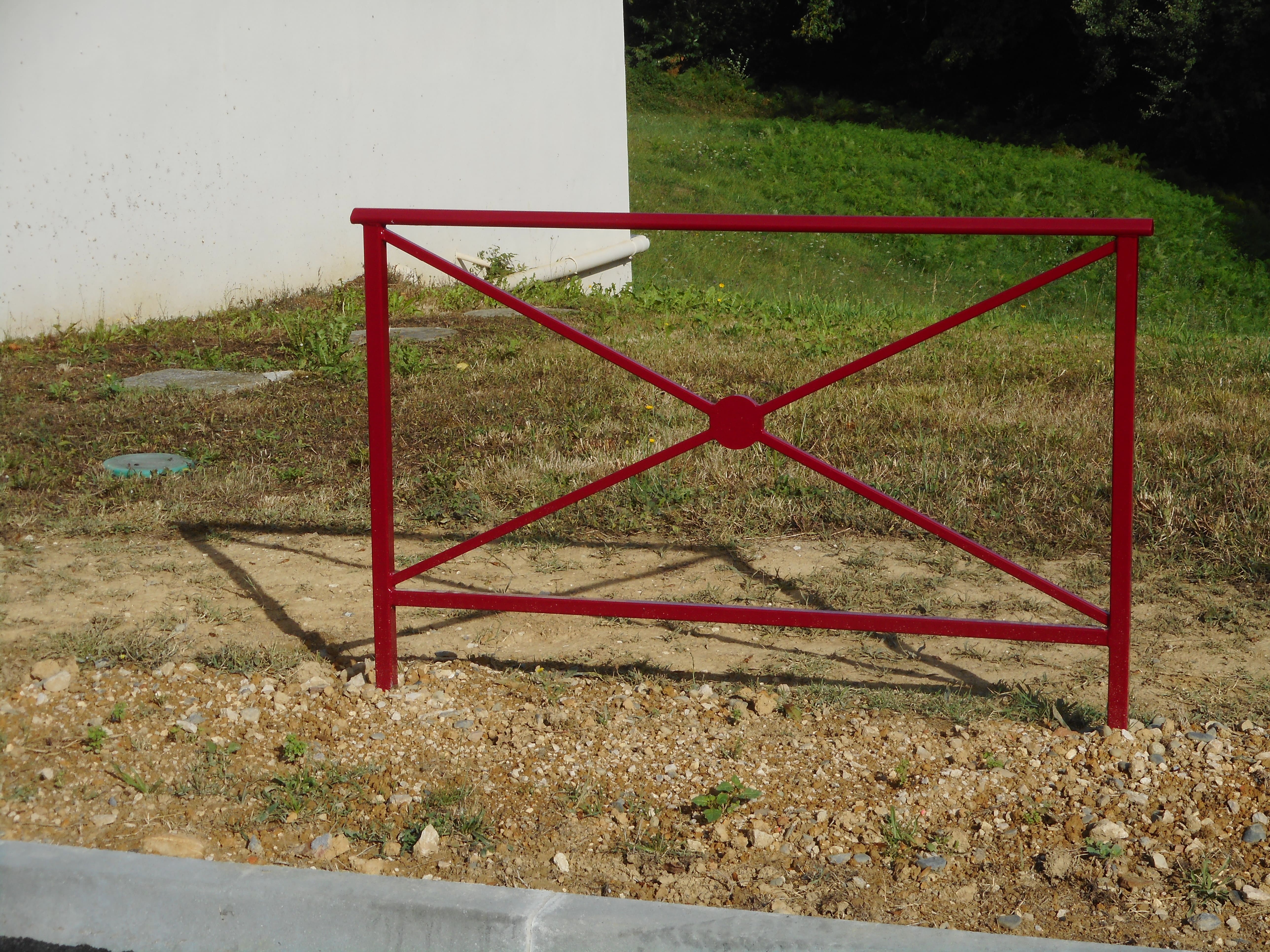 Barrière de ville Sost L. 1.50m Ral 3004